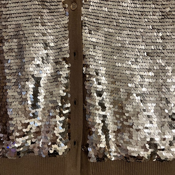 Michael Kors gold sweater 😍 - Picture 3 of 4